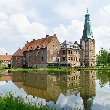 Schloss Raesfeld Exterior foto