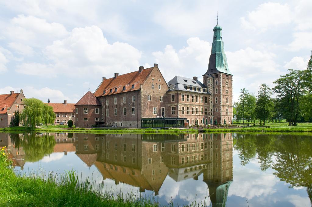 Schloss Raesfeld Exterior foto